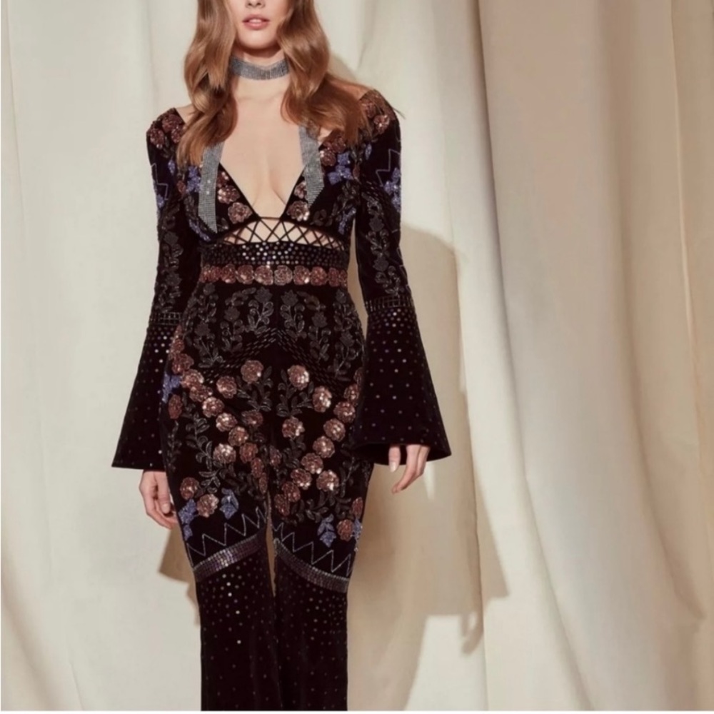 Premium Nasty Gal Velvet Beaded